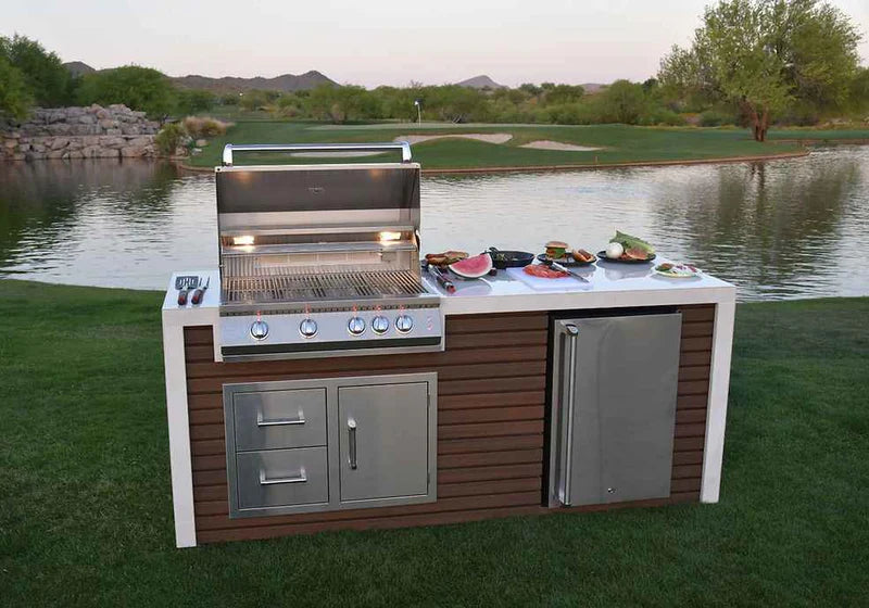 Outdoor Kitchen Island with Waterfall Edge – 32” Built-In Grill